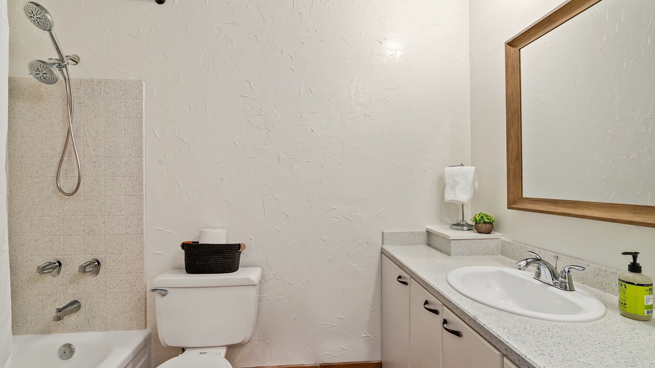 Photo of Bathroom in Nawiliwili