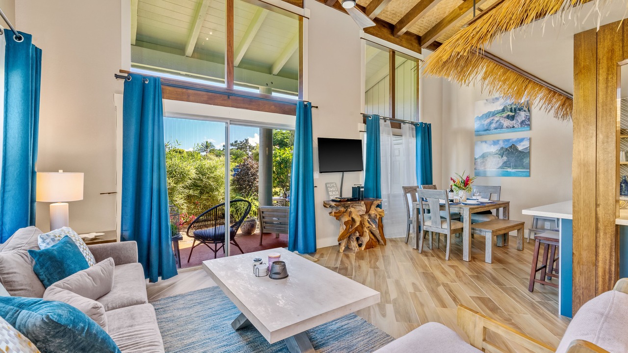Photo of Livingroom in Queen Emmas Bluffs