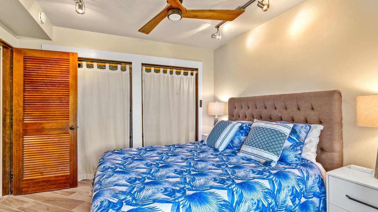 Photo of Bedroom in Queen Emmas Bluffs