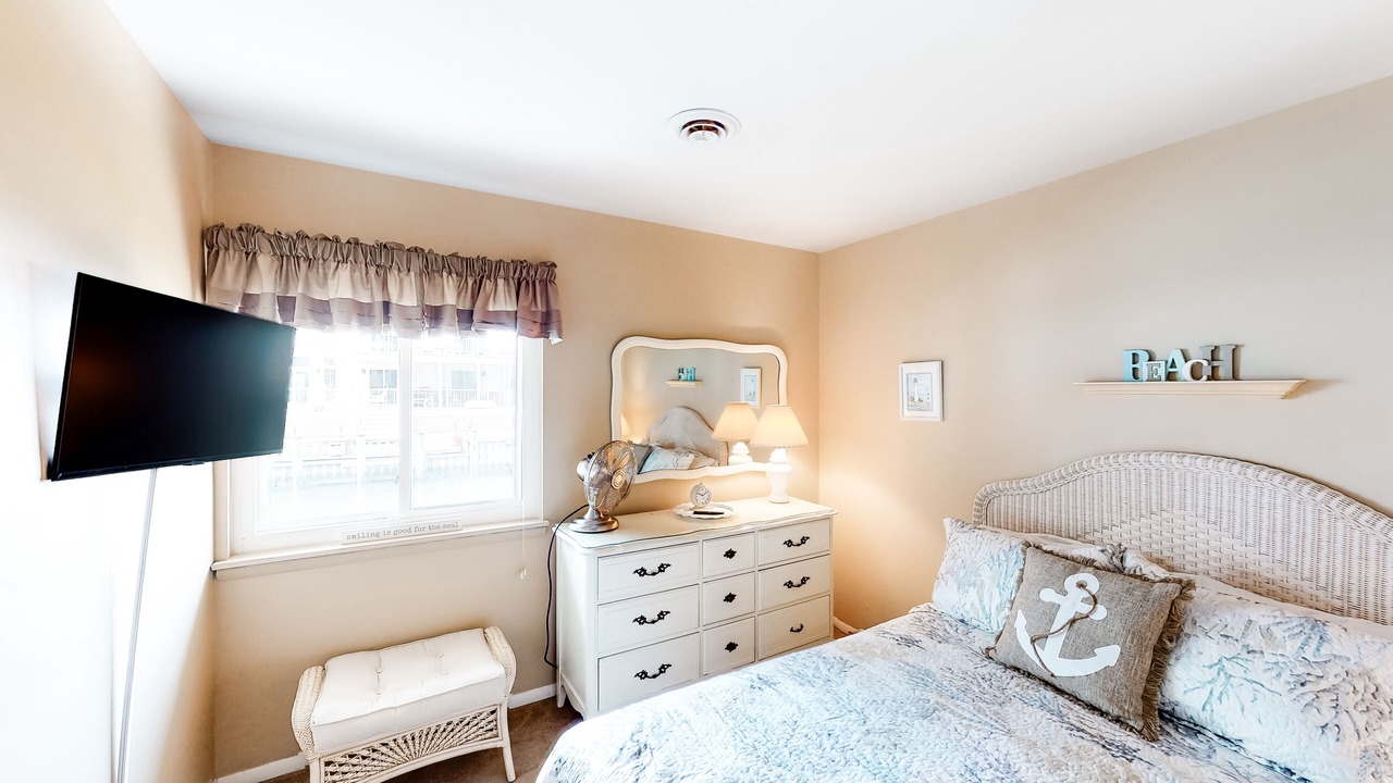 Photo of Bedroom in North Ocean City