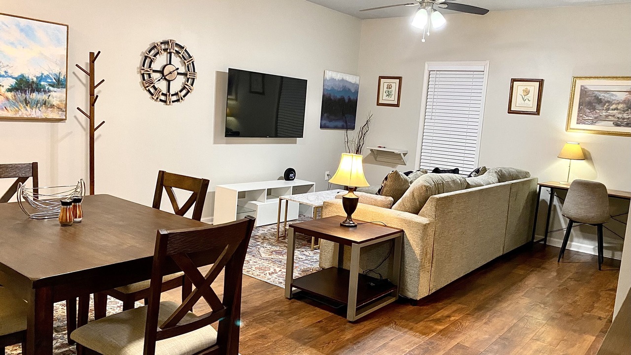 Photo of Livingroom in Snellville