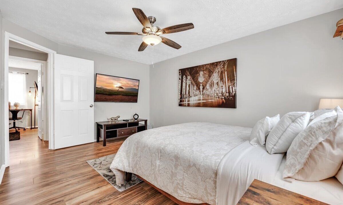 Photo of Bedroom in Stone Mountain