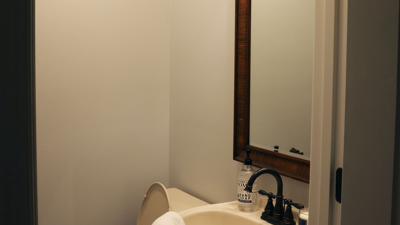 Photo of Bathroom in Misty River