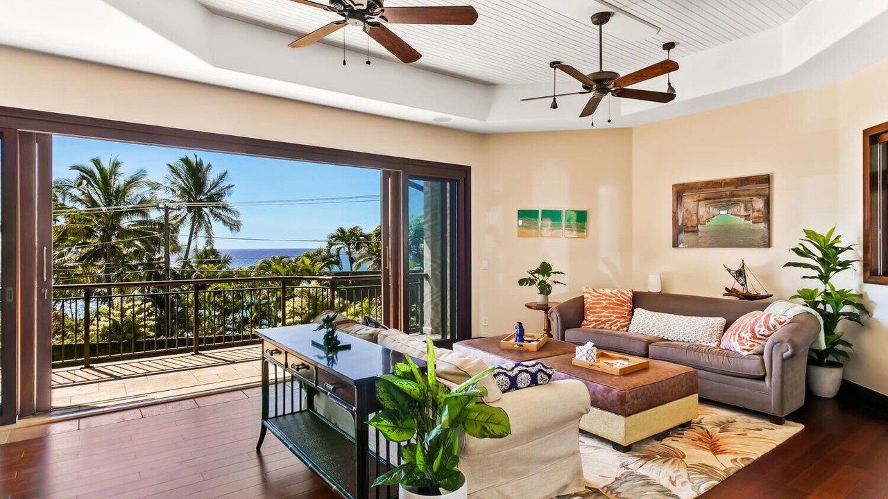 Photo of Livingroom in Poipu