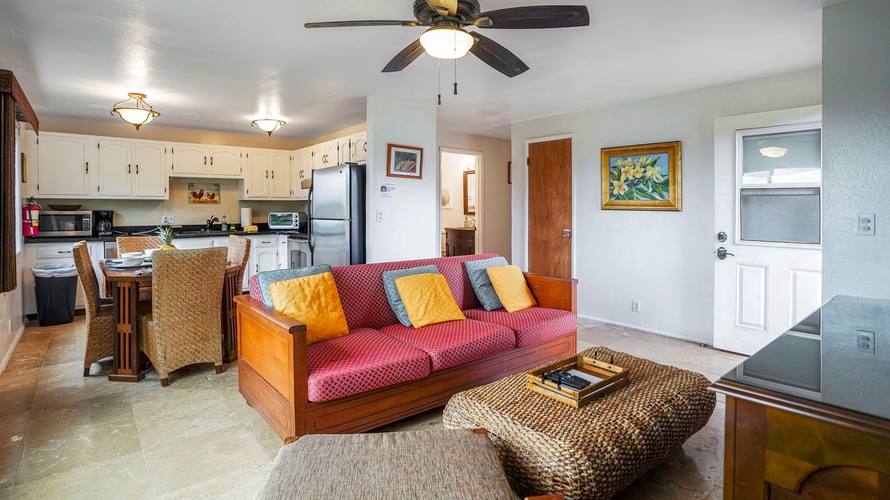 Photo of Livingroom in Poipu