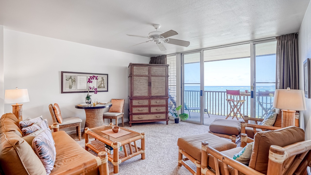 Photo of Livingroom in Wailua House Lots