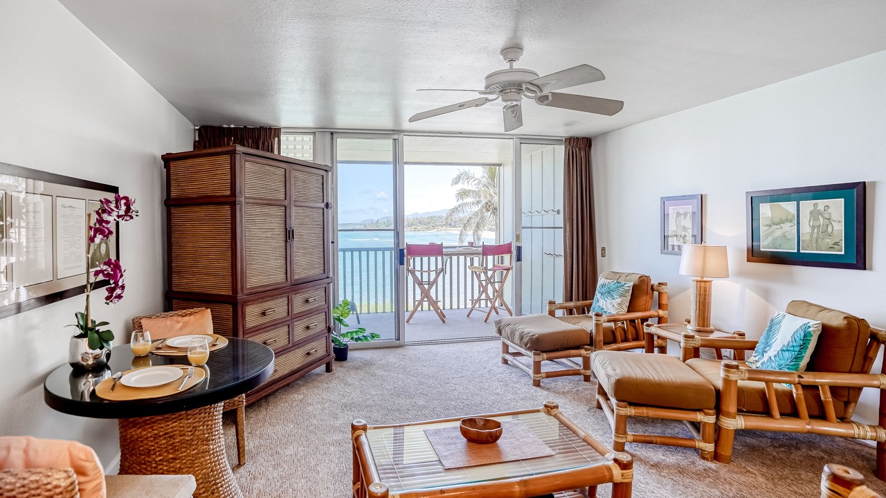 Photo of Livingroom in Wailua House Lots