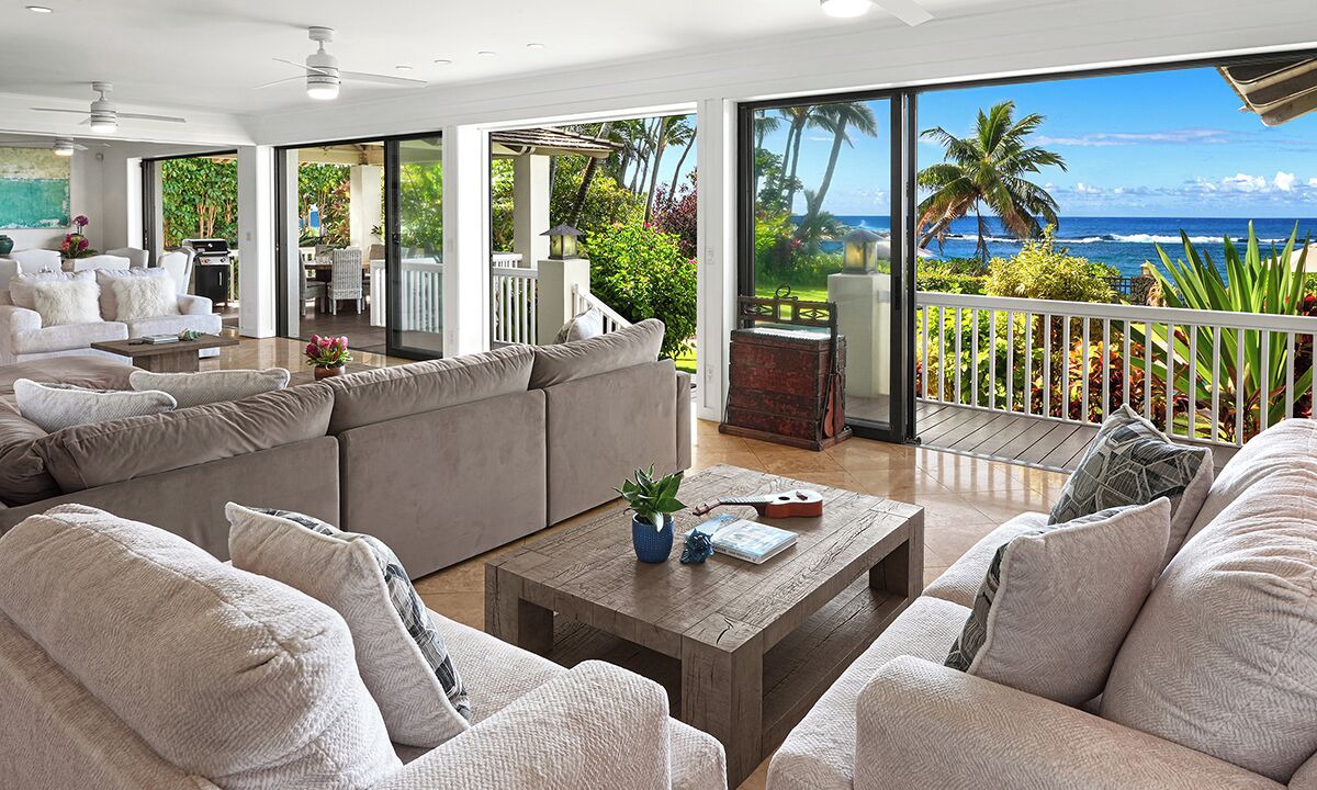 Photo of Livingroom in Poipu
