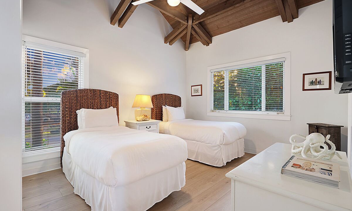 Photo of Bedroom in Poipu