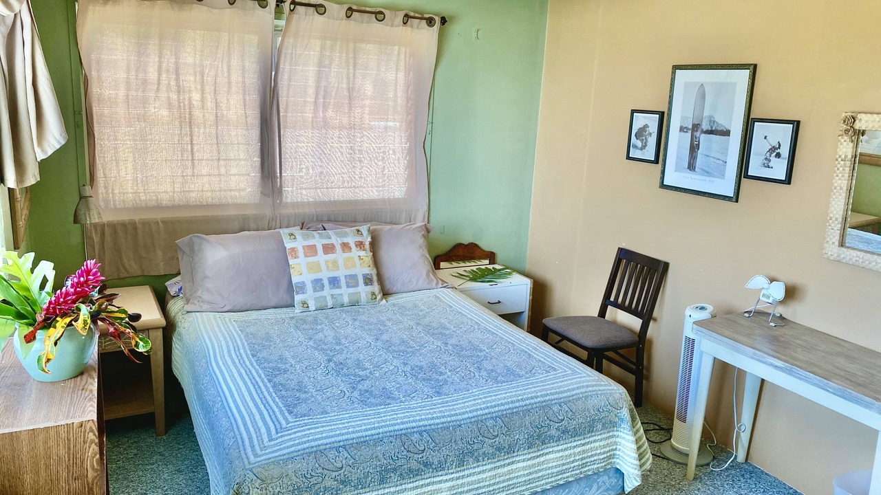 Photo of Bedroom in Makaha