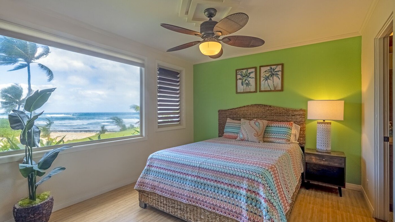 Photo of Bedroom in Wainiha