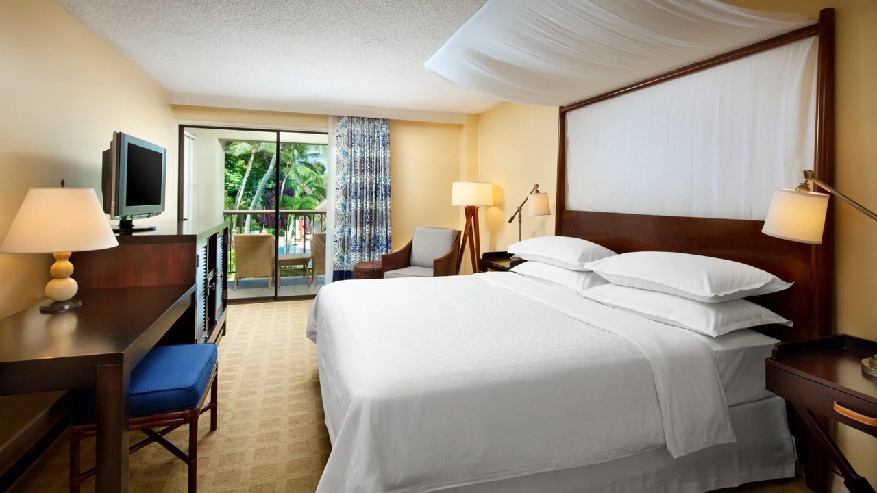 Photo of Bedroom in Poipu