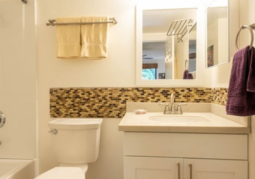 Photo of Bathroom in Hanamaulu