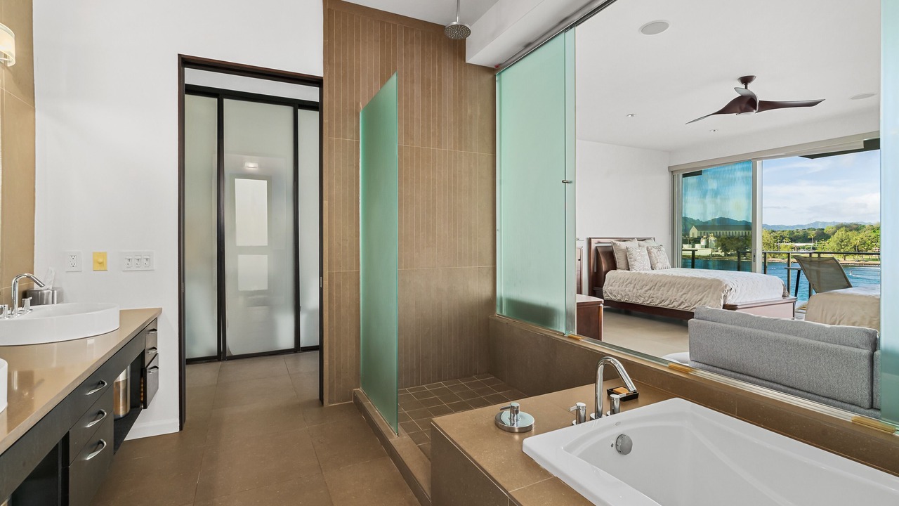 Photo of Bathroom in Lihue