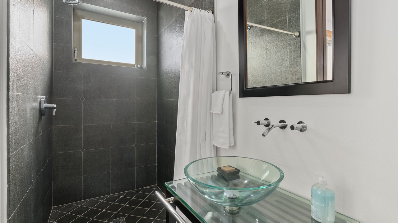 Photo of Bathroom in Lihue