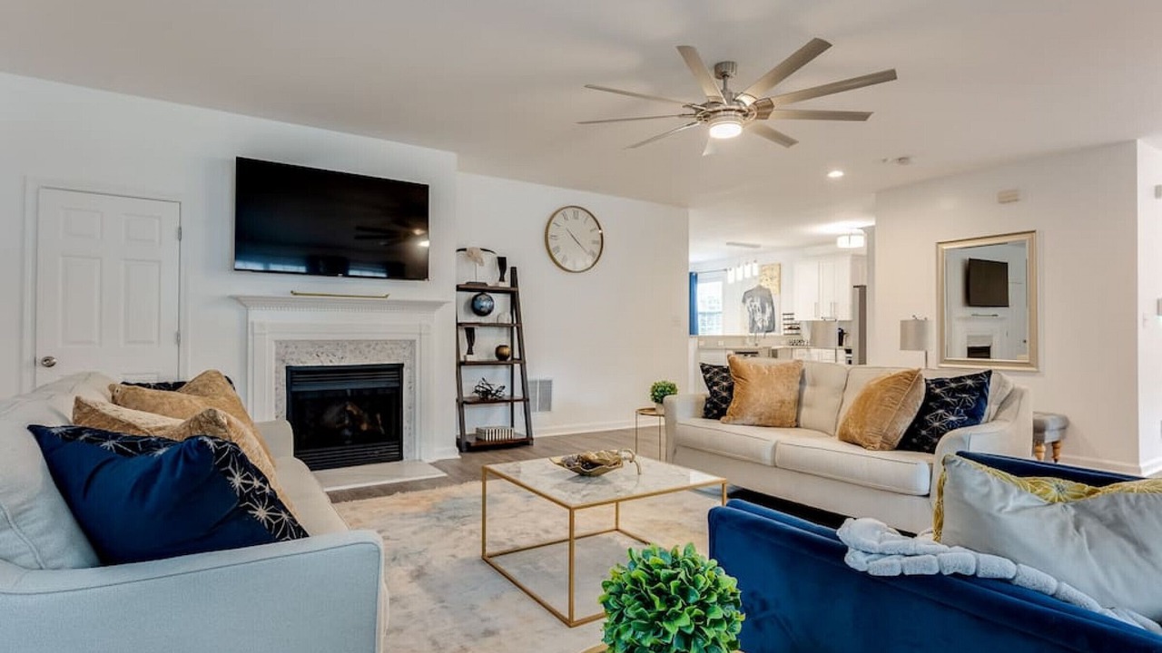 Photo of Livingroom in Sylvan Hills