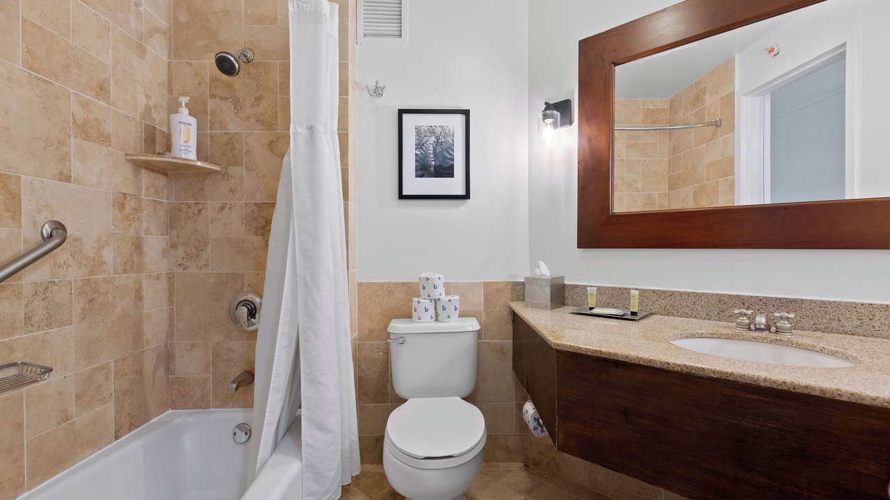 Photo of Bathroom in Hanamaulu