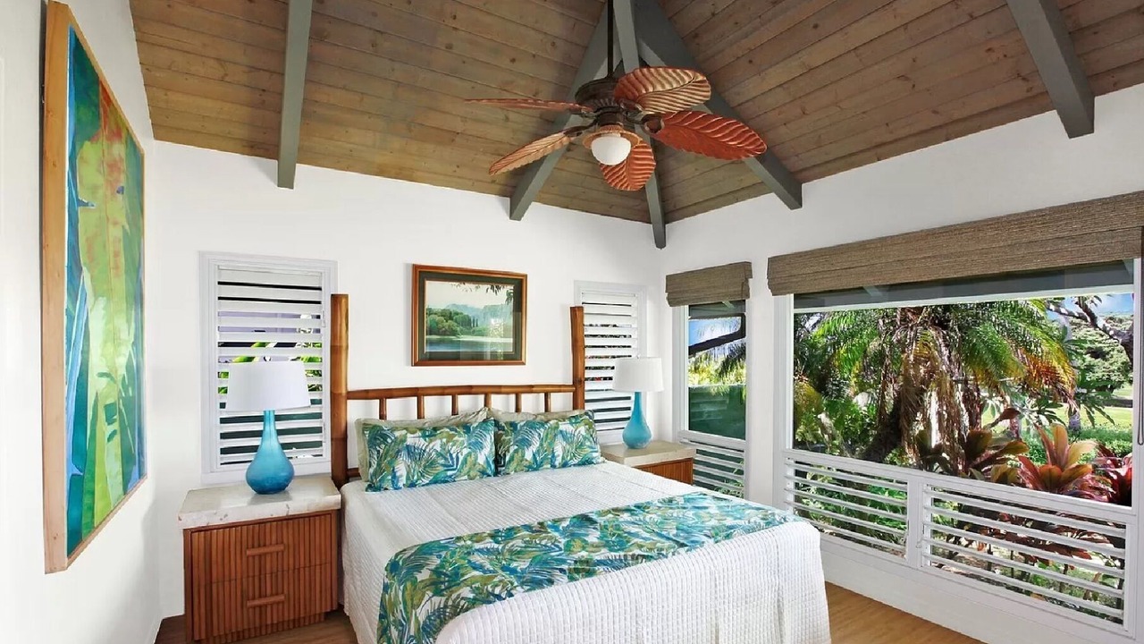 Photo of Bedroom in Poipu