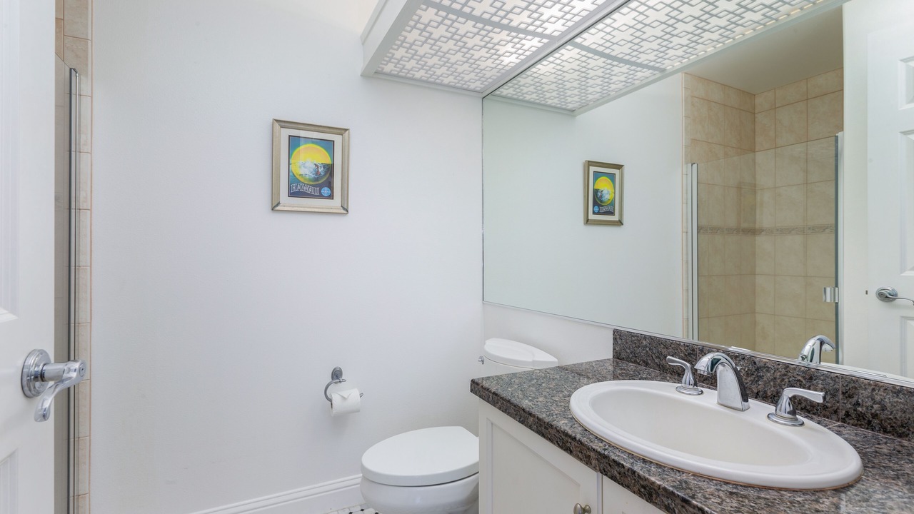 Photo of Bathroom in Kaiulani