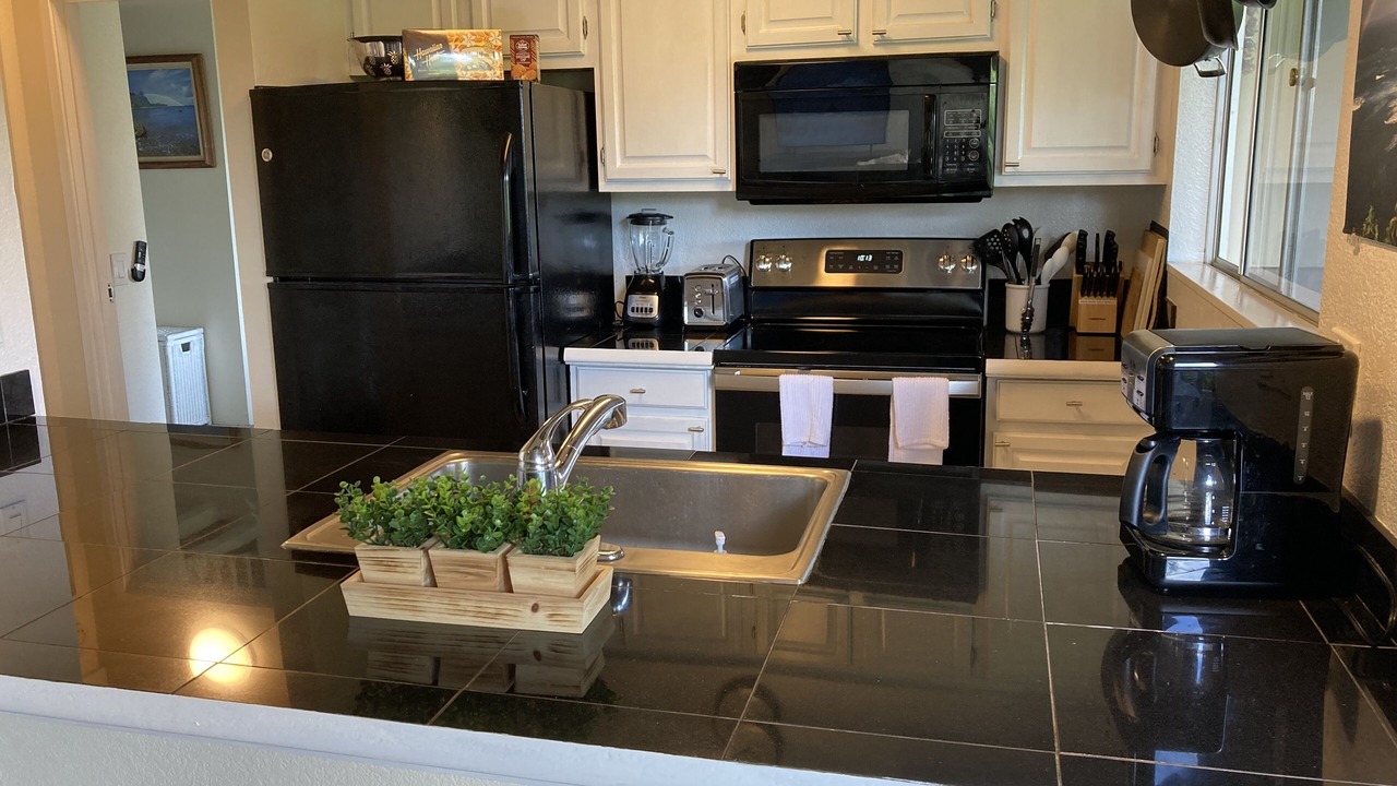 Photo of Kitchen in Princeville