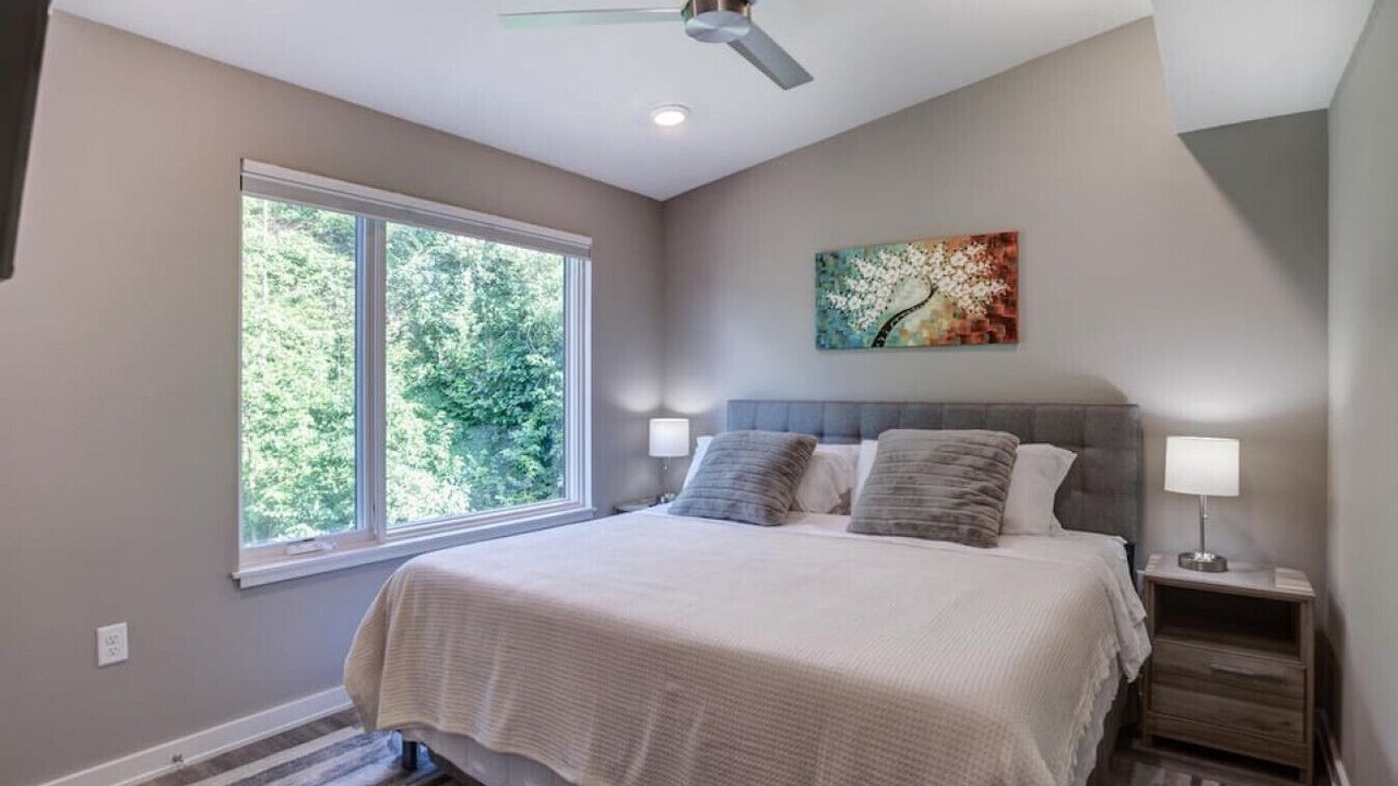 Photo of Bedroom in Asheville
