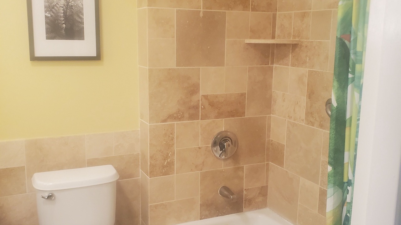 Photo of Bathroom in Hanamaulu