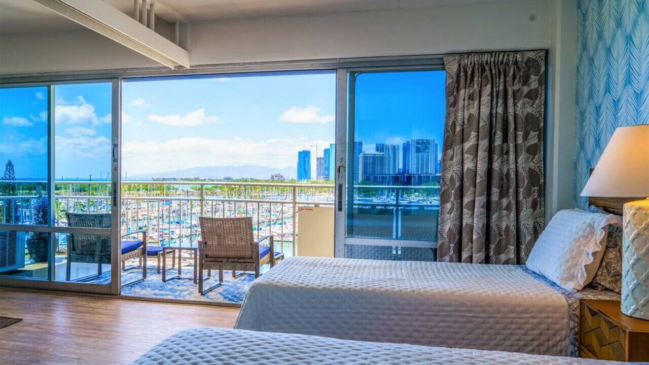 Photo of Bedroom in Waikiki