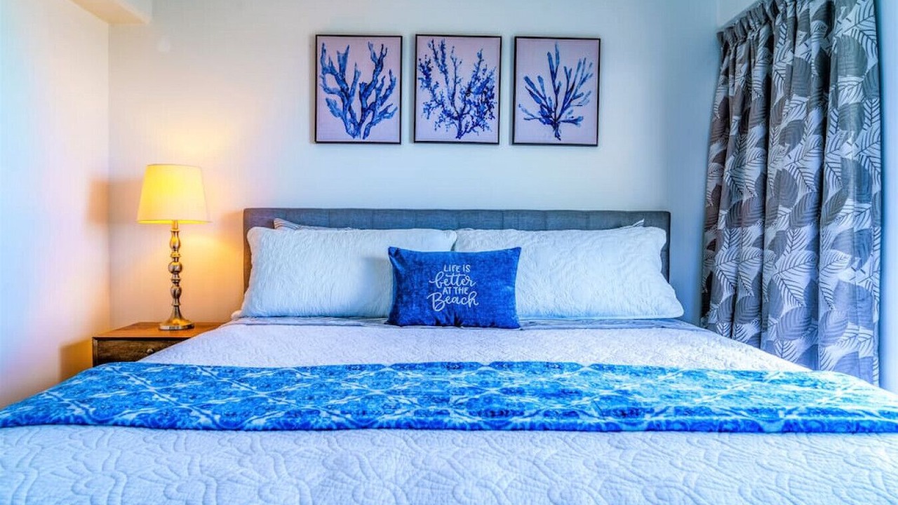 Photo of Bedroom in Waikiki