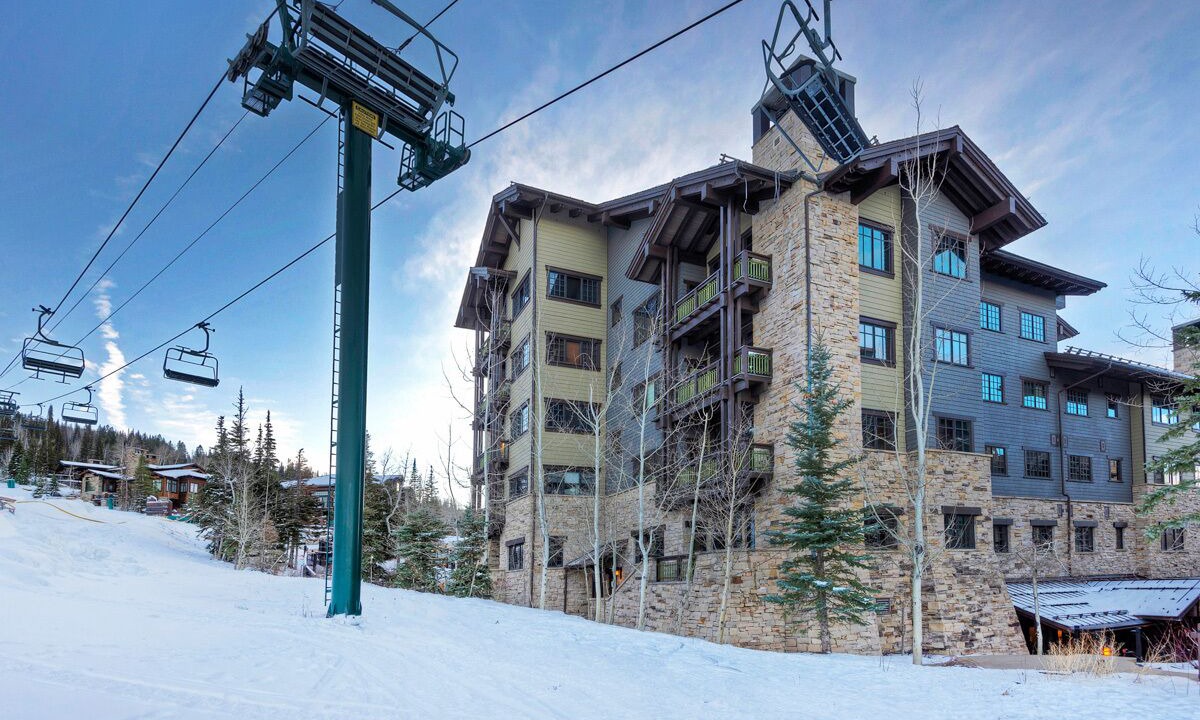 Photo of Outdoor in Empire Pass