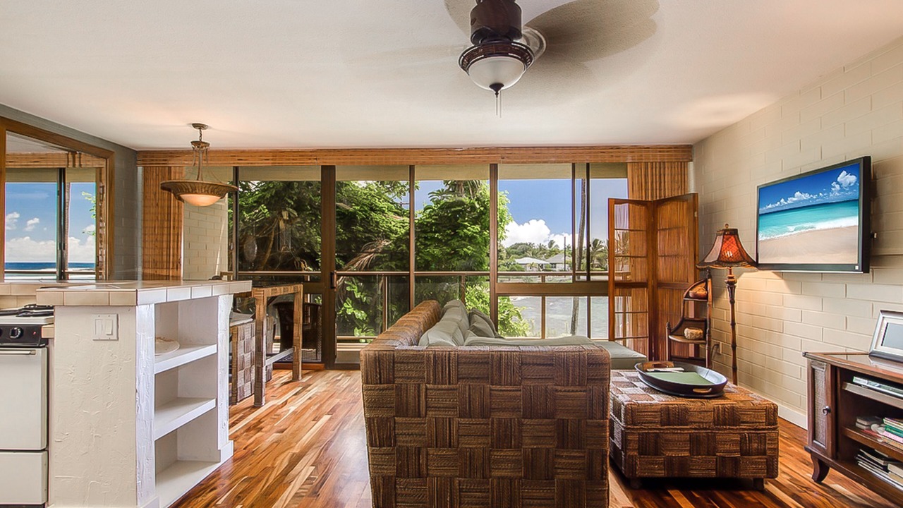 Photo of Livingroom in Poipu