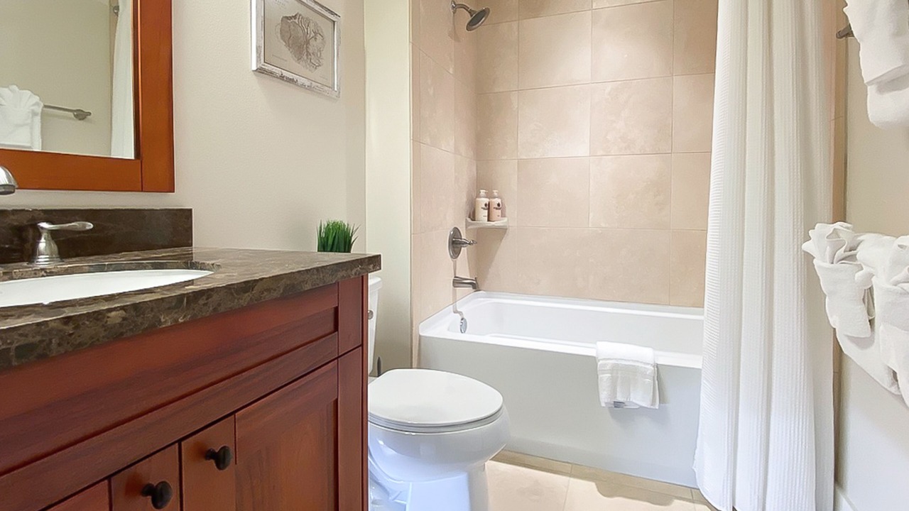 Photo of Bathroom in Poipu