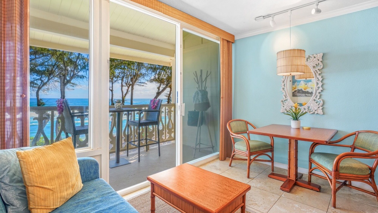 Photo of Livingroom in Wailua