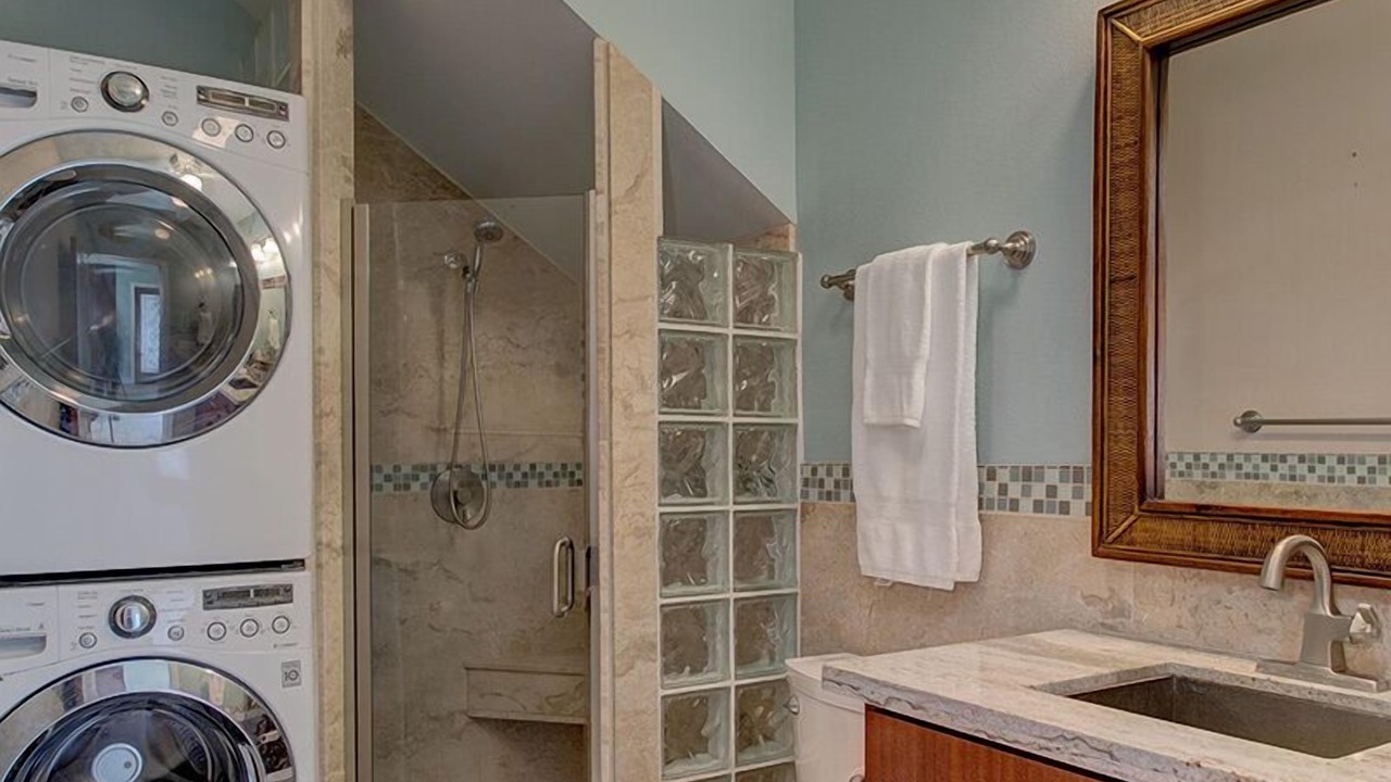 Photo of Bathroom in Keaau
