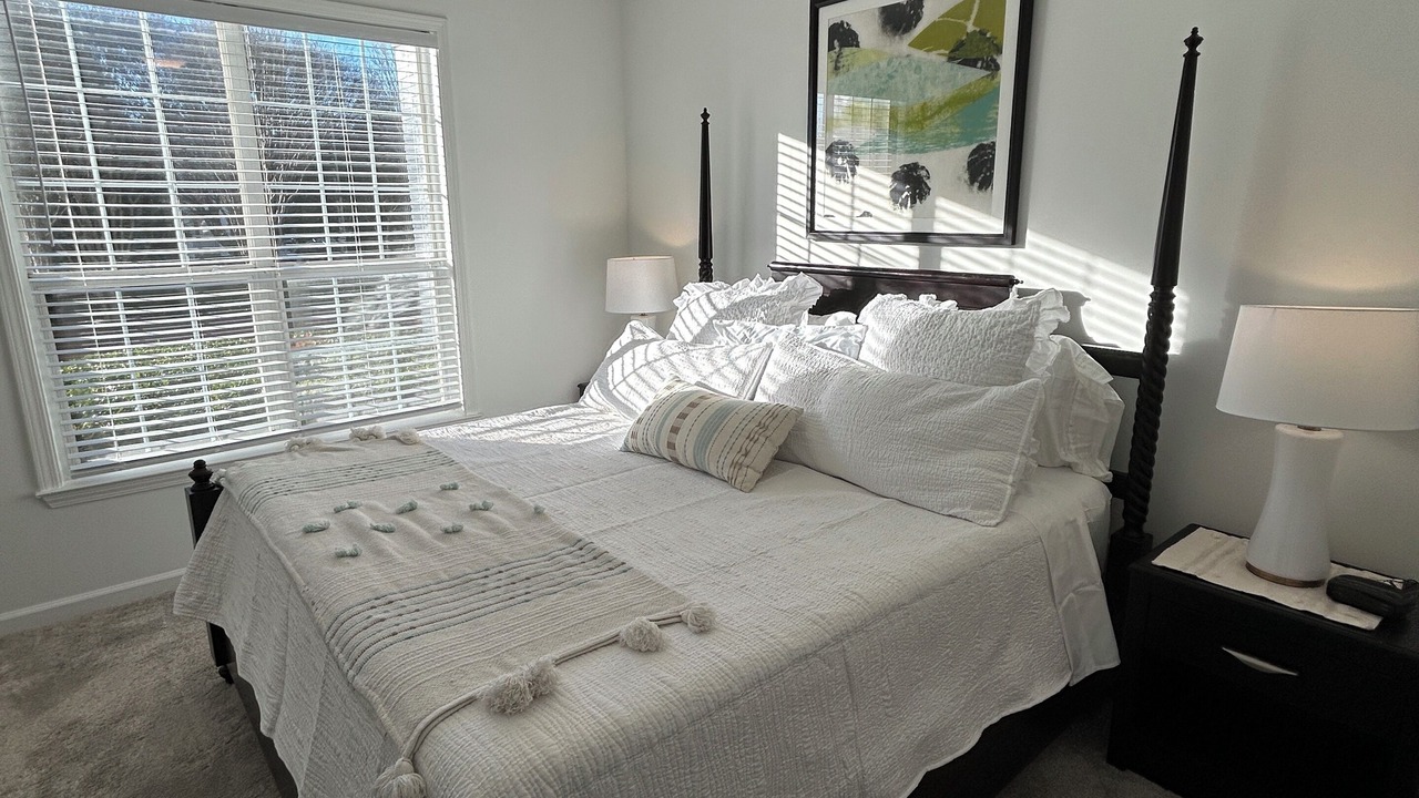 Photo of Bedroom in Alpharetta