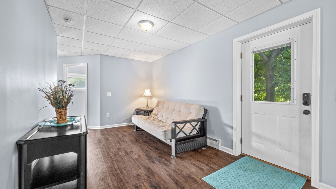 Photo of Livingroom in Penn Yan