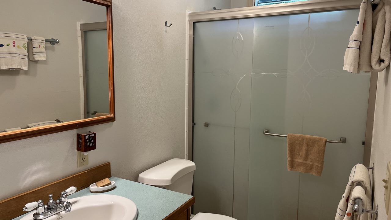Photo of Bathroom in Koloa