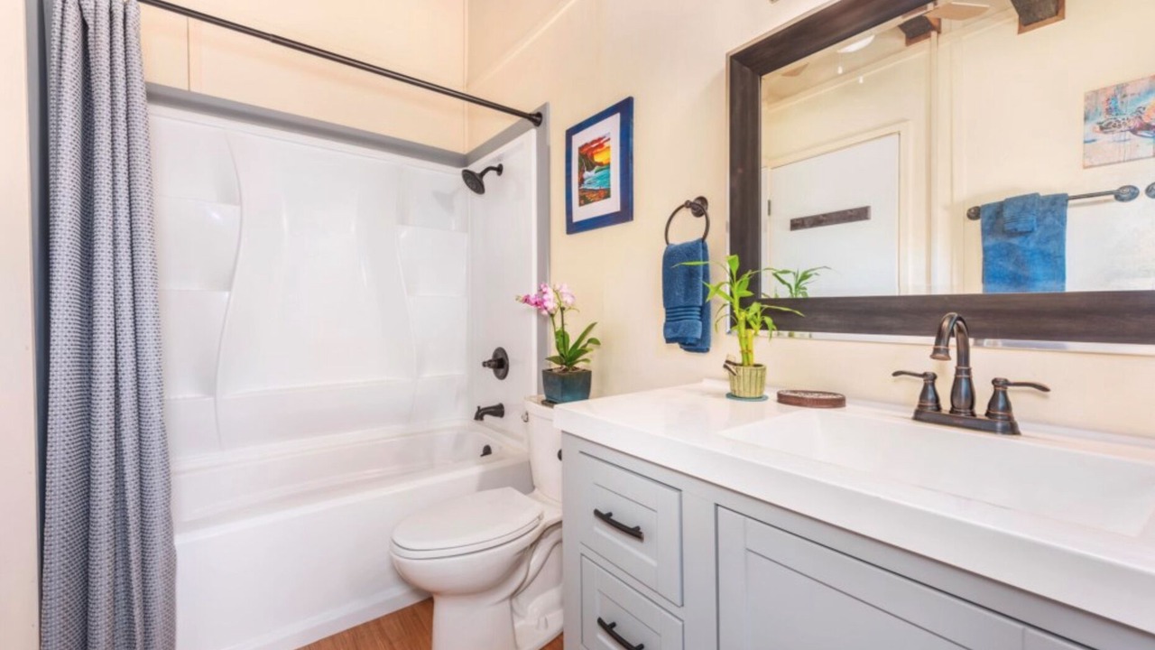 Photo of Bathroom in Princeville