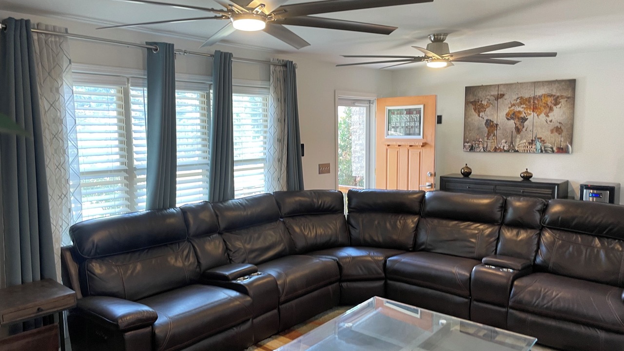 Photo of Livingroom in Church Street