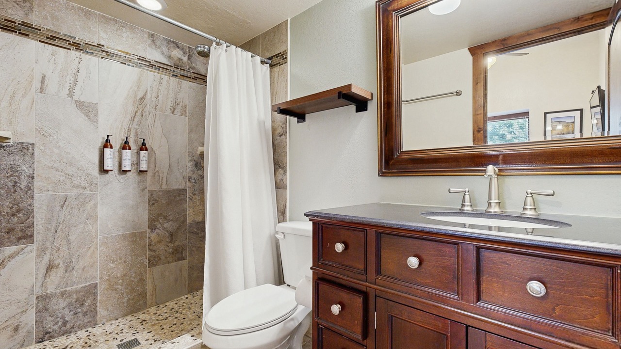 Photo of Bathroom in Park Meadows