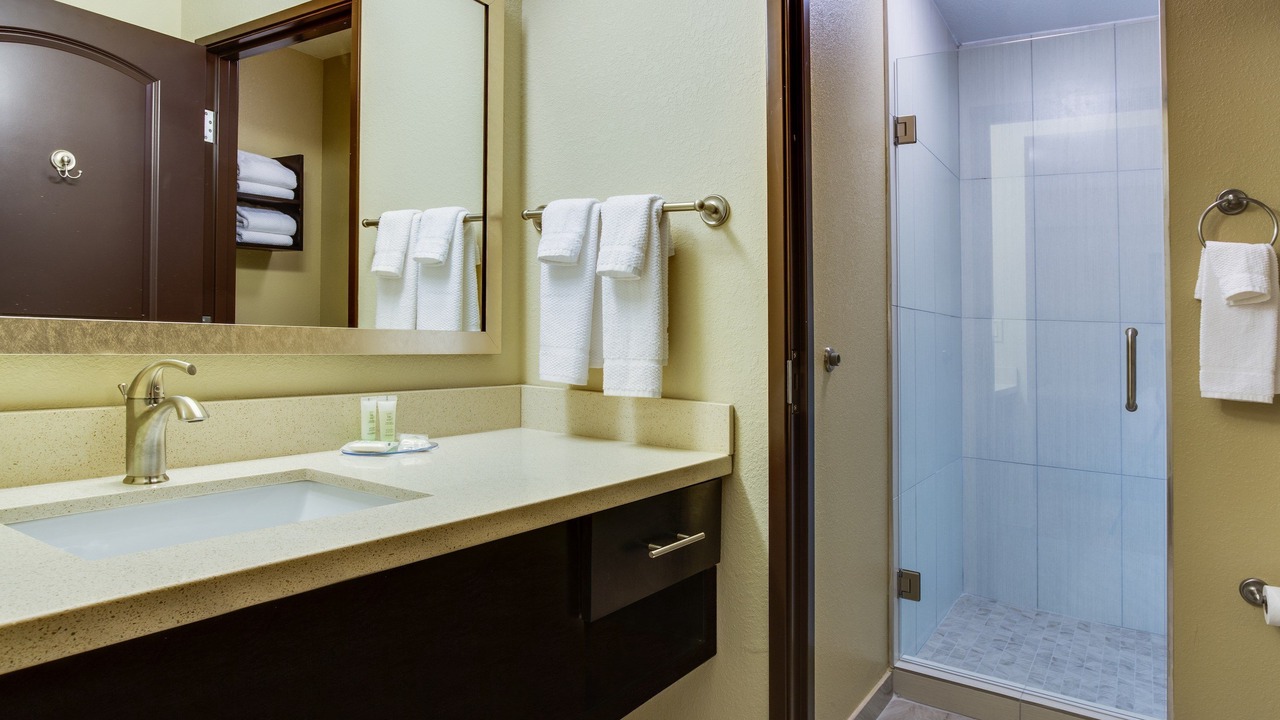 Photo of Bathroom in Eagan Park