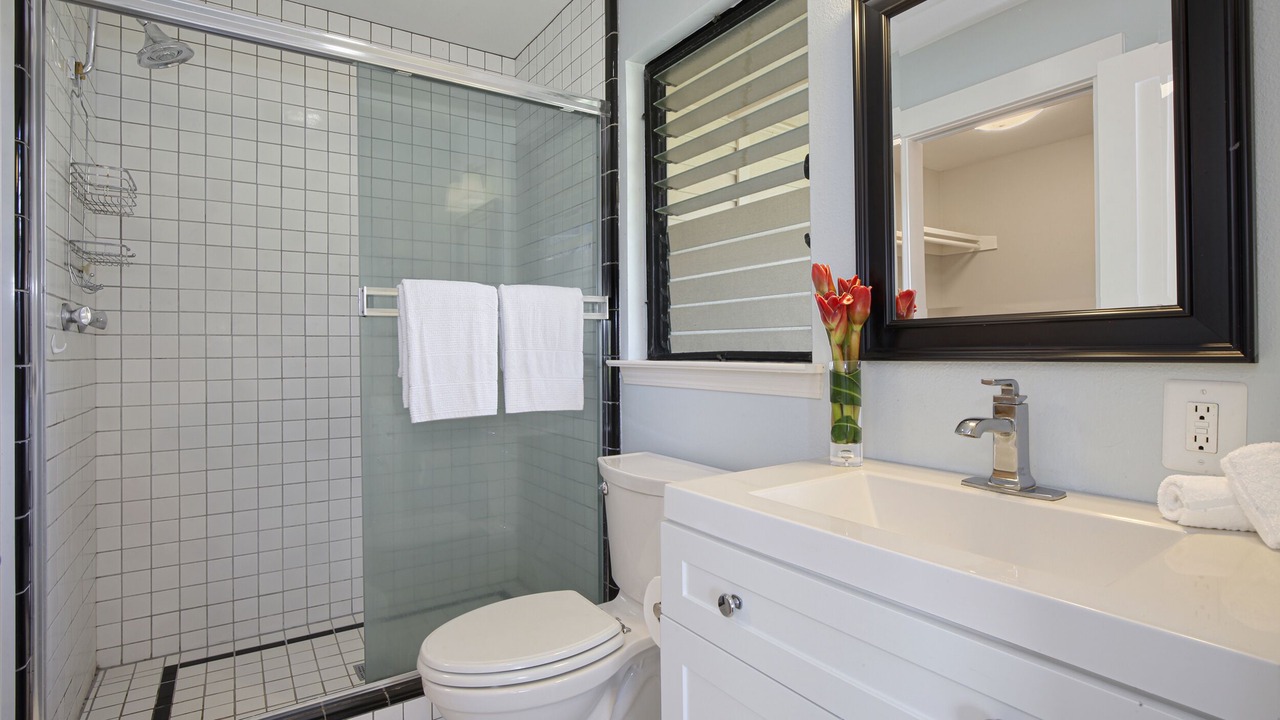 Photo of Bathroom in Poipu