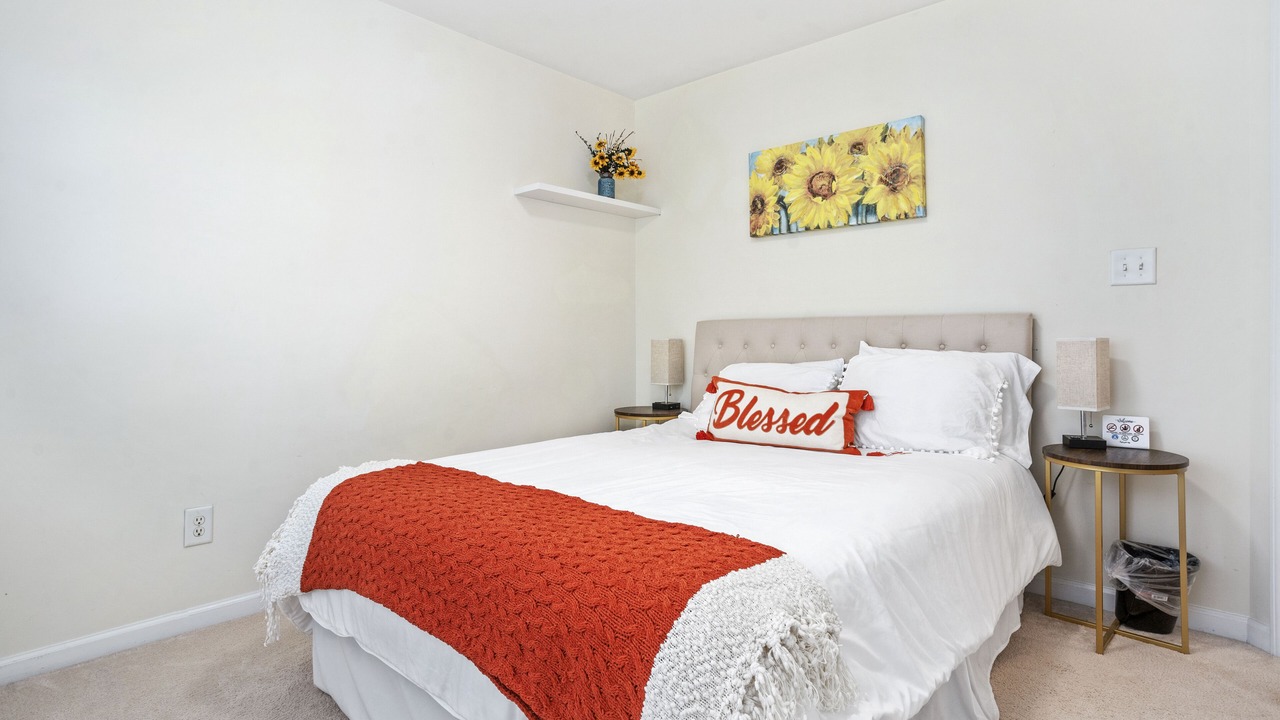 Photo of Bedroom in Gwinnett Place