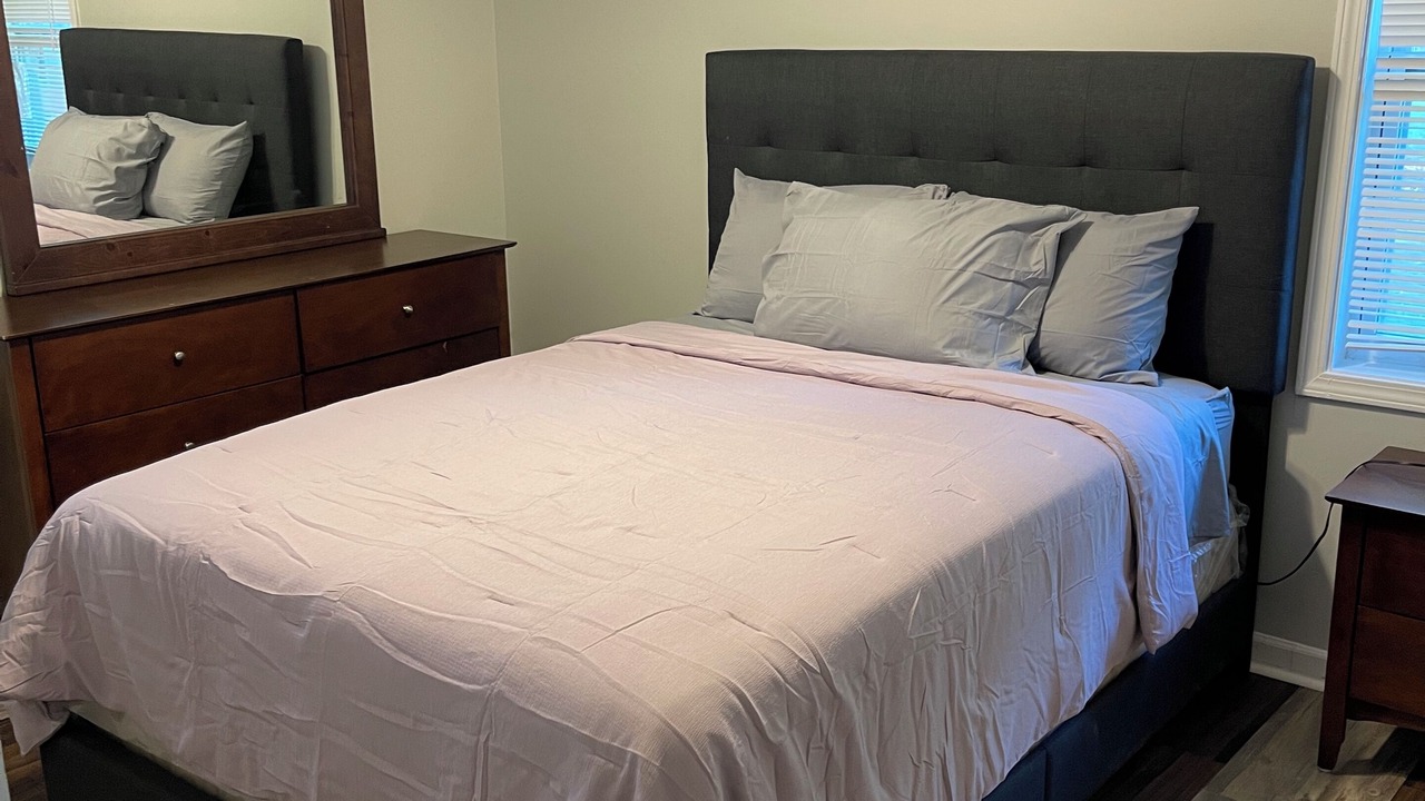 Photo of Bedroom in Snellville