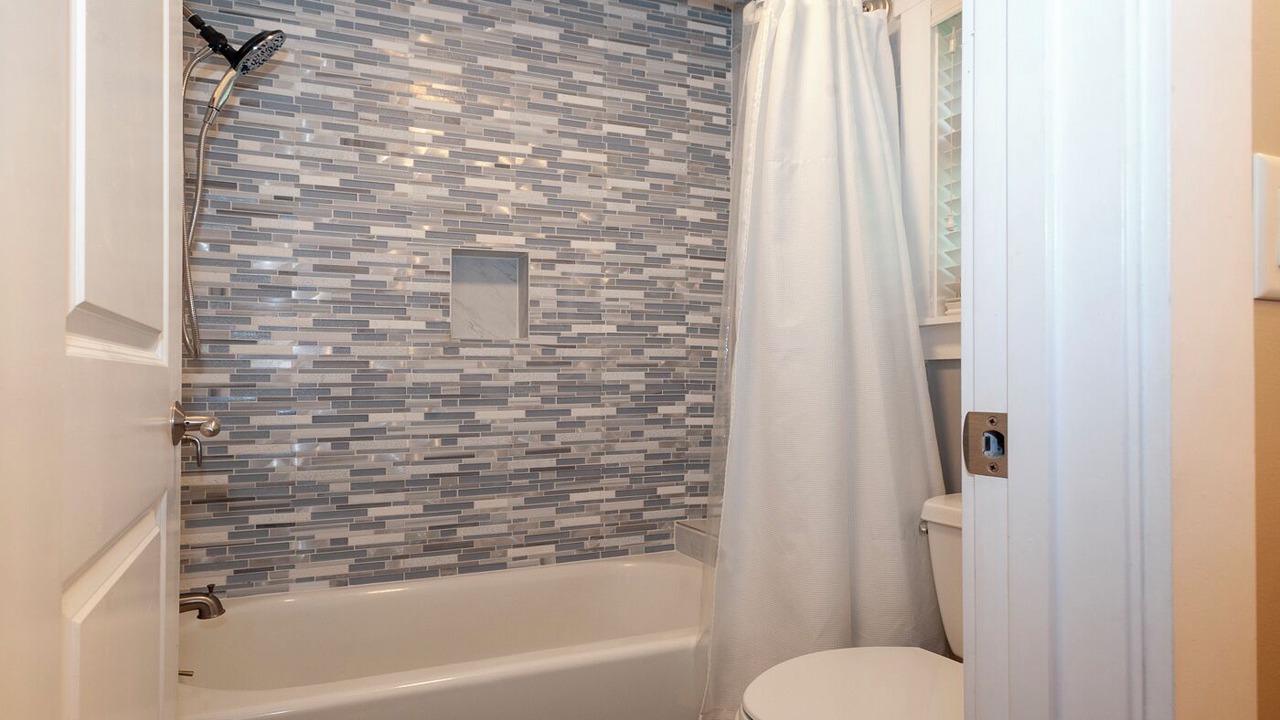 Photo of Bathroom in Princeville