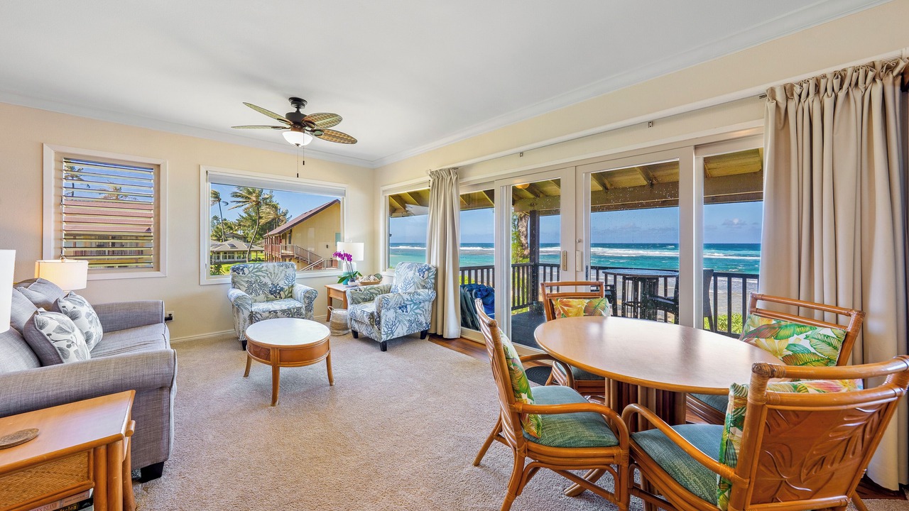 Photo of Livingroom in Wainiha