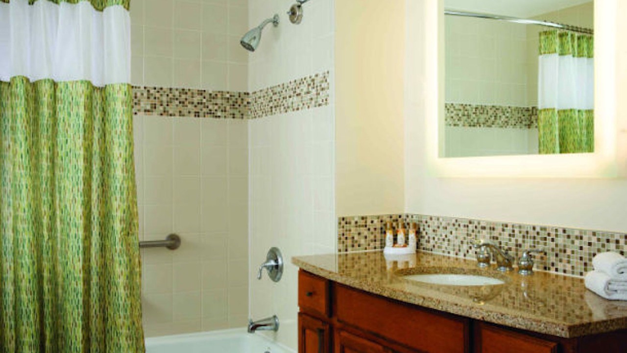 Photo of Bathroom in Poipu