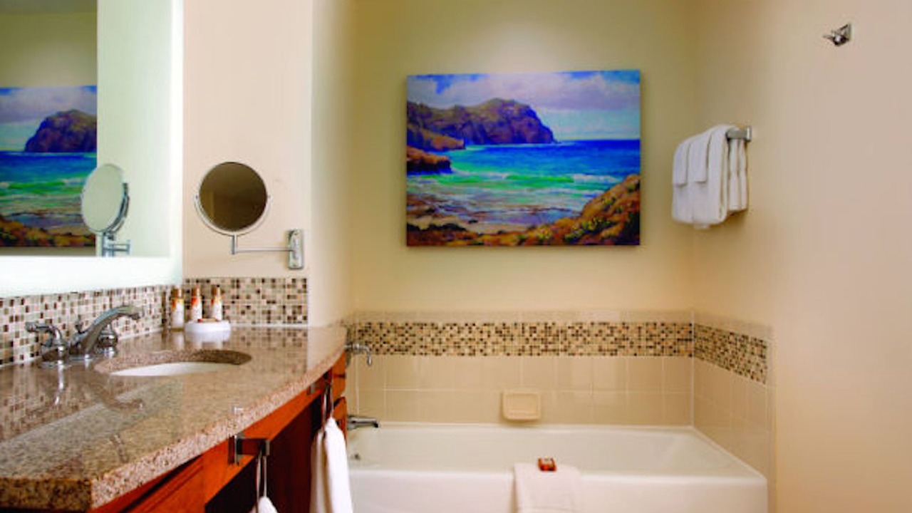 Photo of Bathroom in Poipu