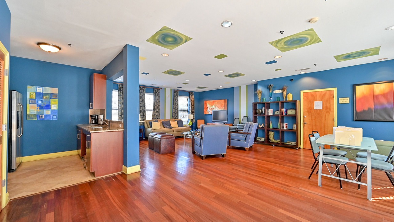 Photo of Livingroom in West End