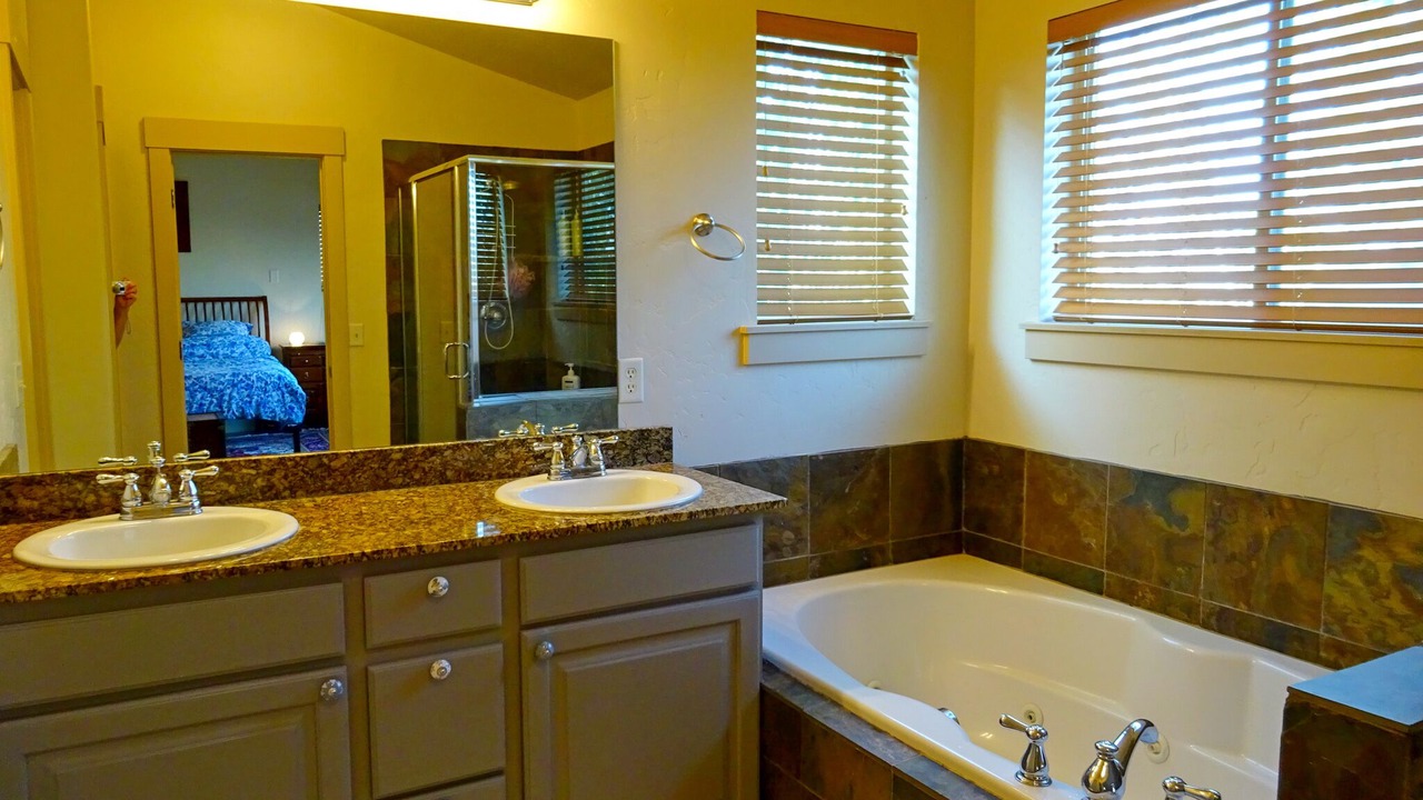 Photo of Bathroom in Bear Hollow Village