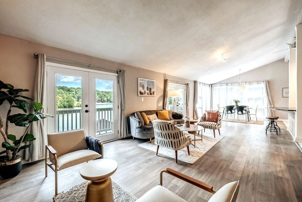 Photo of Livingroom in Snellville